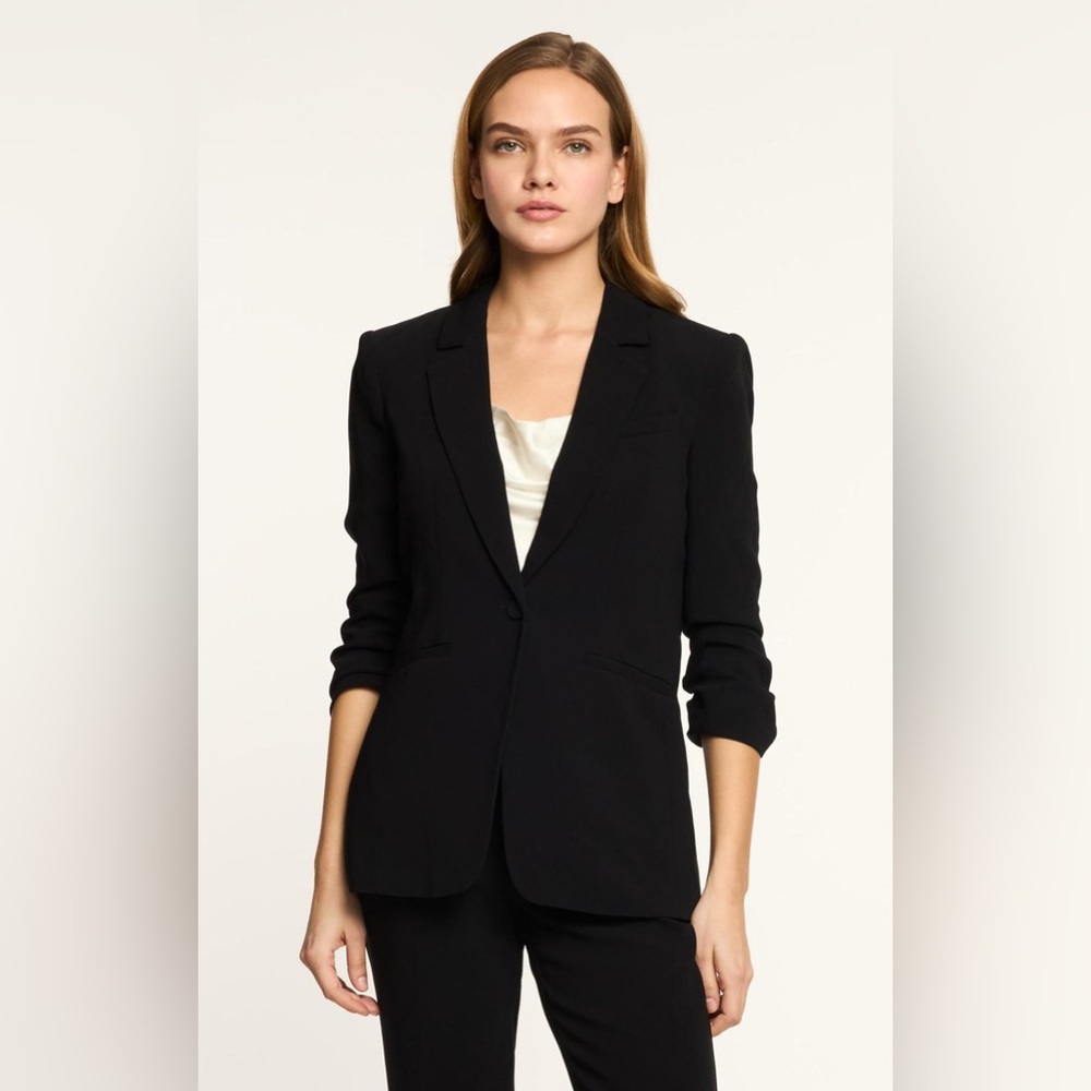 NWT Cinq a Sept Black Single-Button crepe touched Blazer Khloe black 0 CURRENT